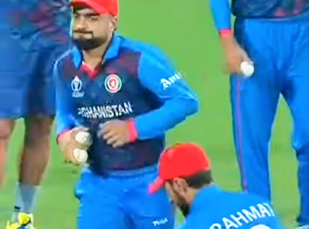 Irfan Pathan says Rashid Khan holding 2 balls to practice is better and