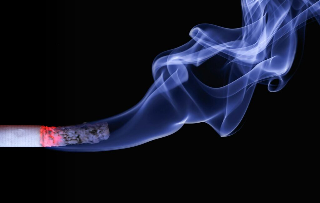Smoking without health care routine more harmful